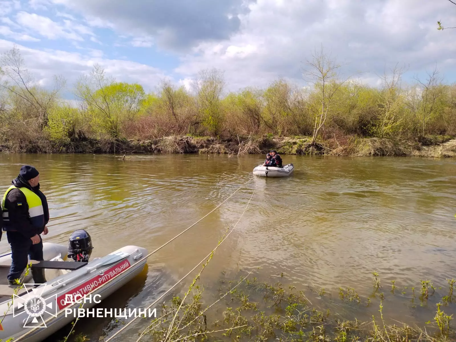 На Рівненщині вже дев'яту добу шукають зниклого хлопчика