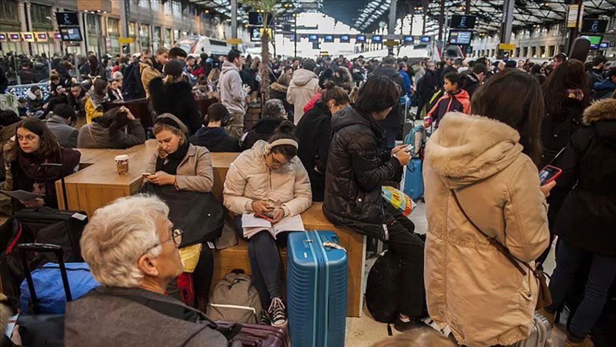 Загальнонаціональний страйк у Франції обійшовся у 400 мільйонів євро