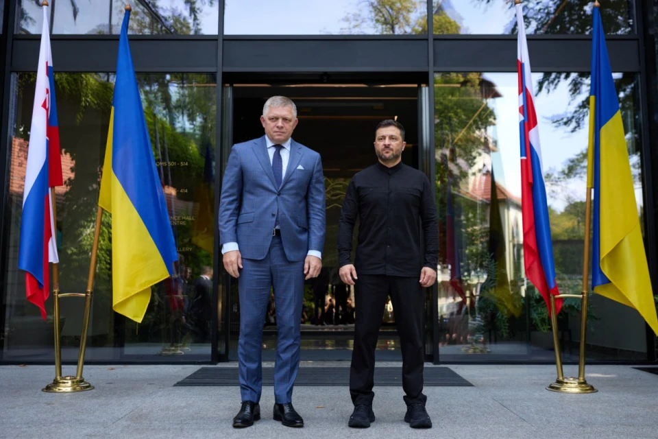 Зеленський після розмови з Фіцо: Словаччина підтримує рух України в ЄС