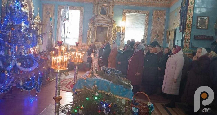 У селі на Волині в історичному храмі вперше молились українською 
