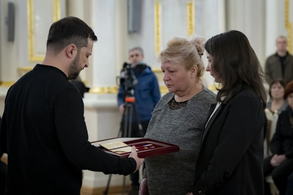 Президент вручив високу нагороду рідним полеглого Героя з Волині 