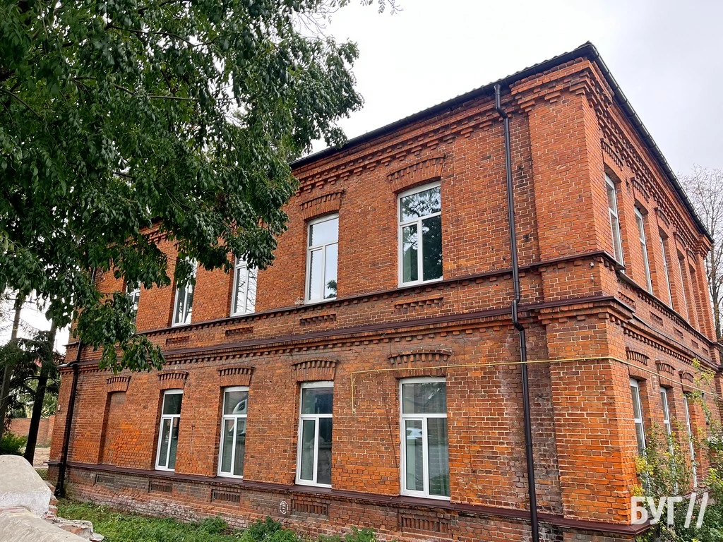 На якому етапі знаходиться будівництво реабілітаційного центру у Володимирі