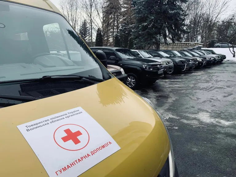 11 позашляховиків: волинські лісівники відправили на передову чергову допомогу