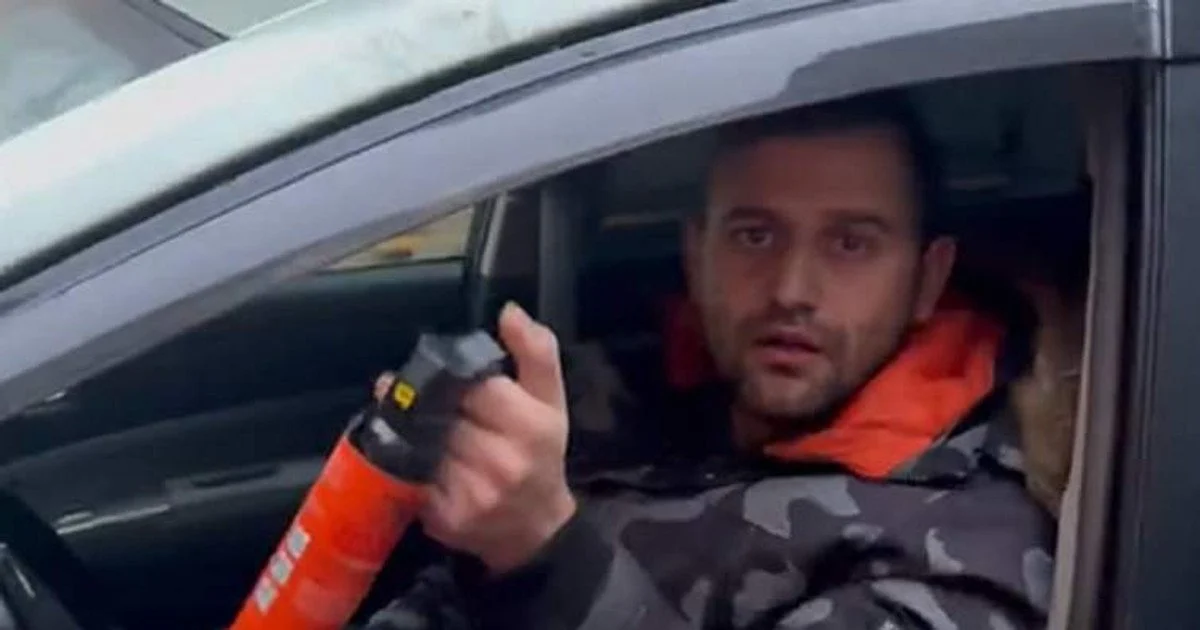 У Варшаві таксист застосував сльозогінний газ проти вагітної українки