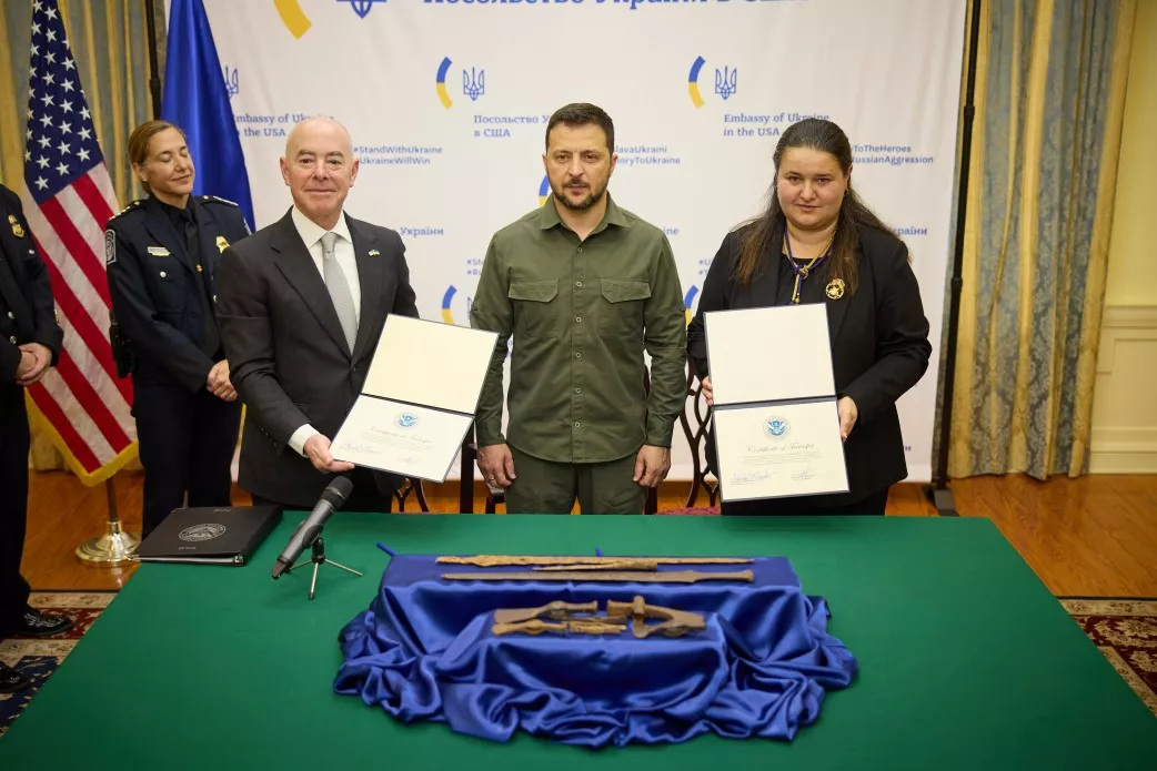 США повернули Україні культурні цінності