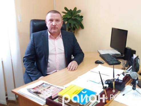 Взяли хабар і обміняли на валюту: на Волині викрили суддю з поплічником