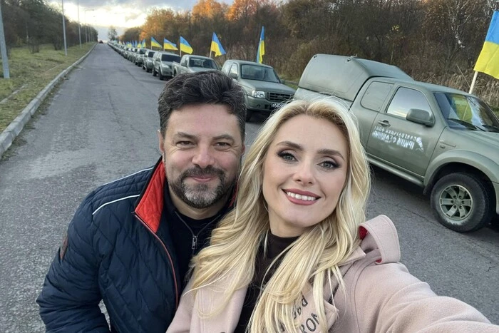 Нічого собі: українська співачка передала військовим 400 автівок!