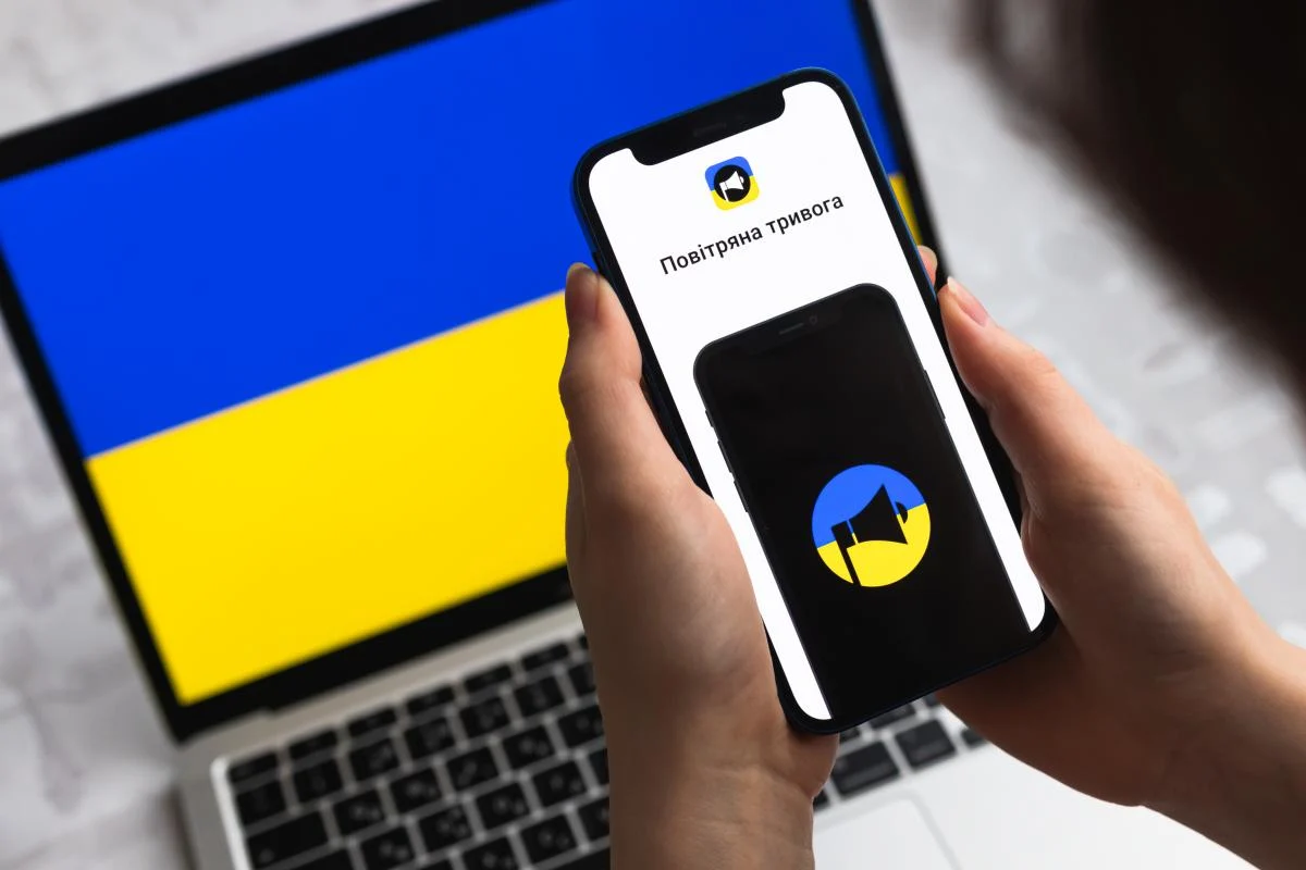 Відомі деталі вибухів на Хмельниччині: ППО збила три ракети. Летіли з моря
