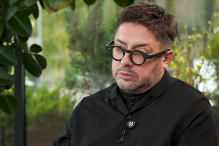 Відомий телеведучий запропонував засипати Росію хлоркою на 50 років