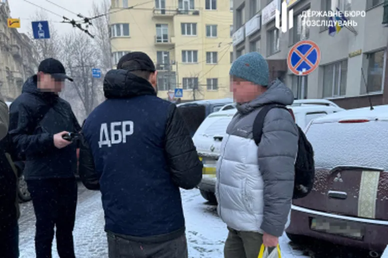 Викрили адвоката, який ошукав родини військових на понад мільйон гривень