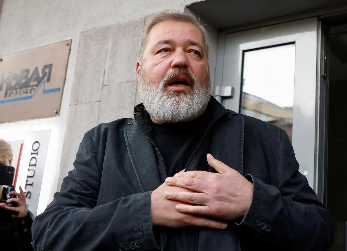Російський журналіст продав свою Нобелівську премію, щоб допомогти Україні