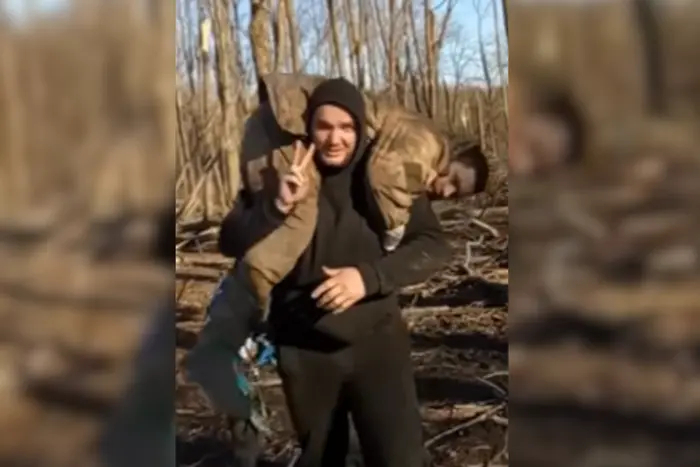 Захисник 10 км ніс пораненого окупанта, аби обміняти його на побратима