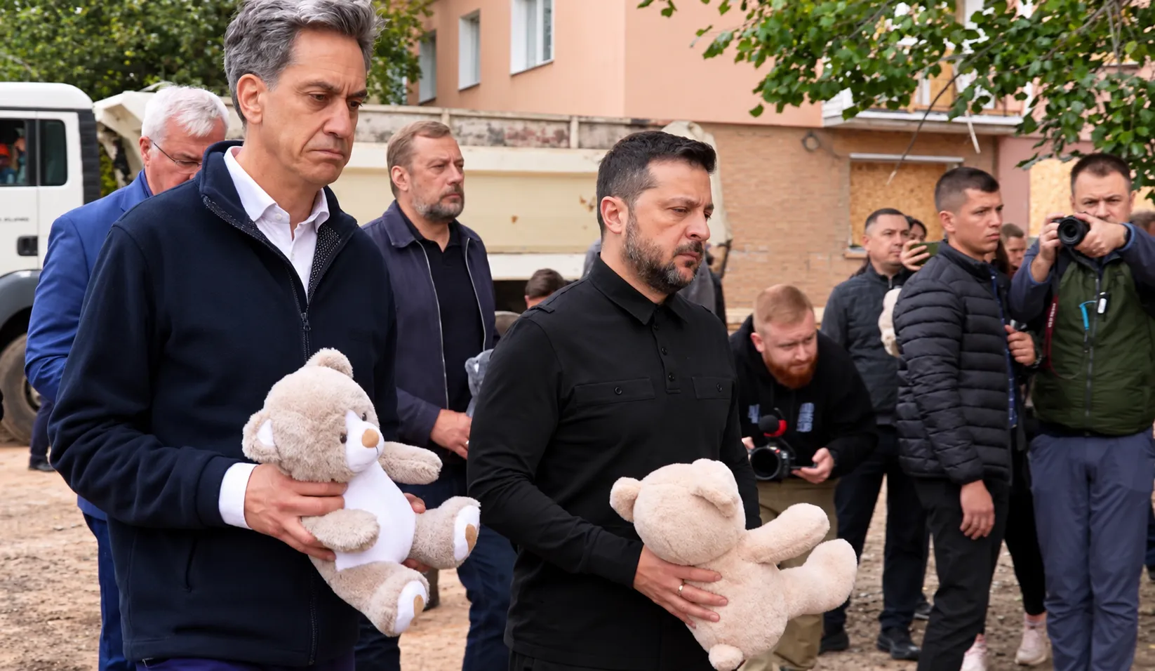 Зеленський вшанував пам'ять людей, яких вбила Росія у Прилуках