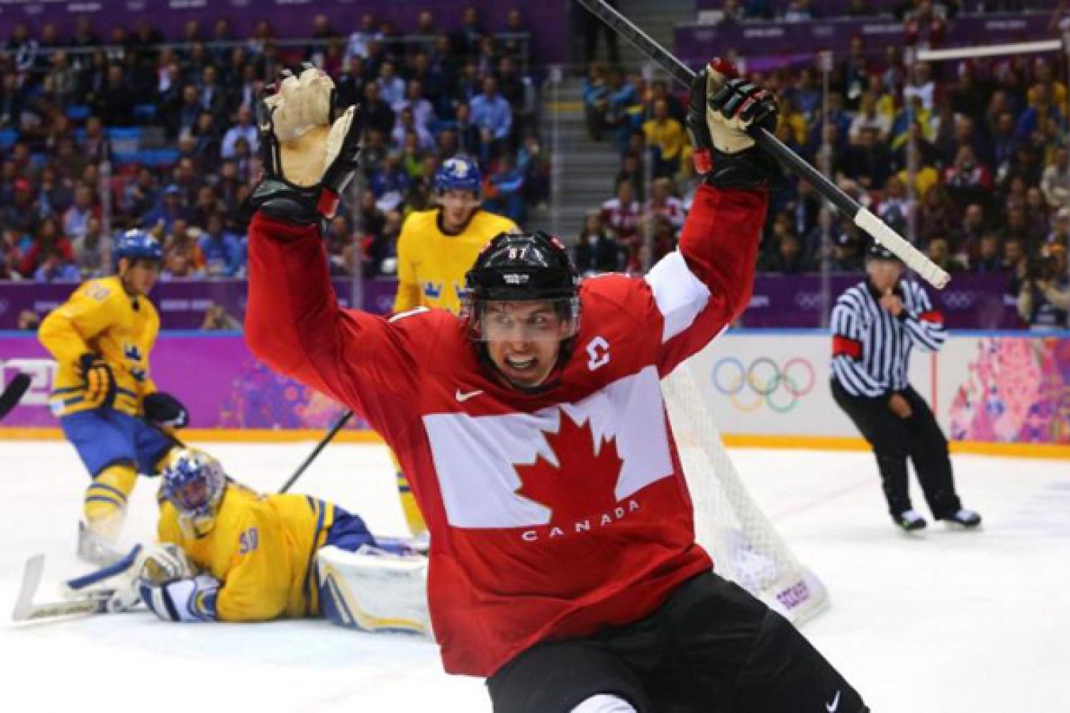Сочи игра хоккей. Сидни Кросби сборная Канады. Кросби хоккеист Канада. Сборная Канады по хоккею Олимпийские игры 2014.