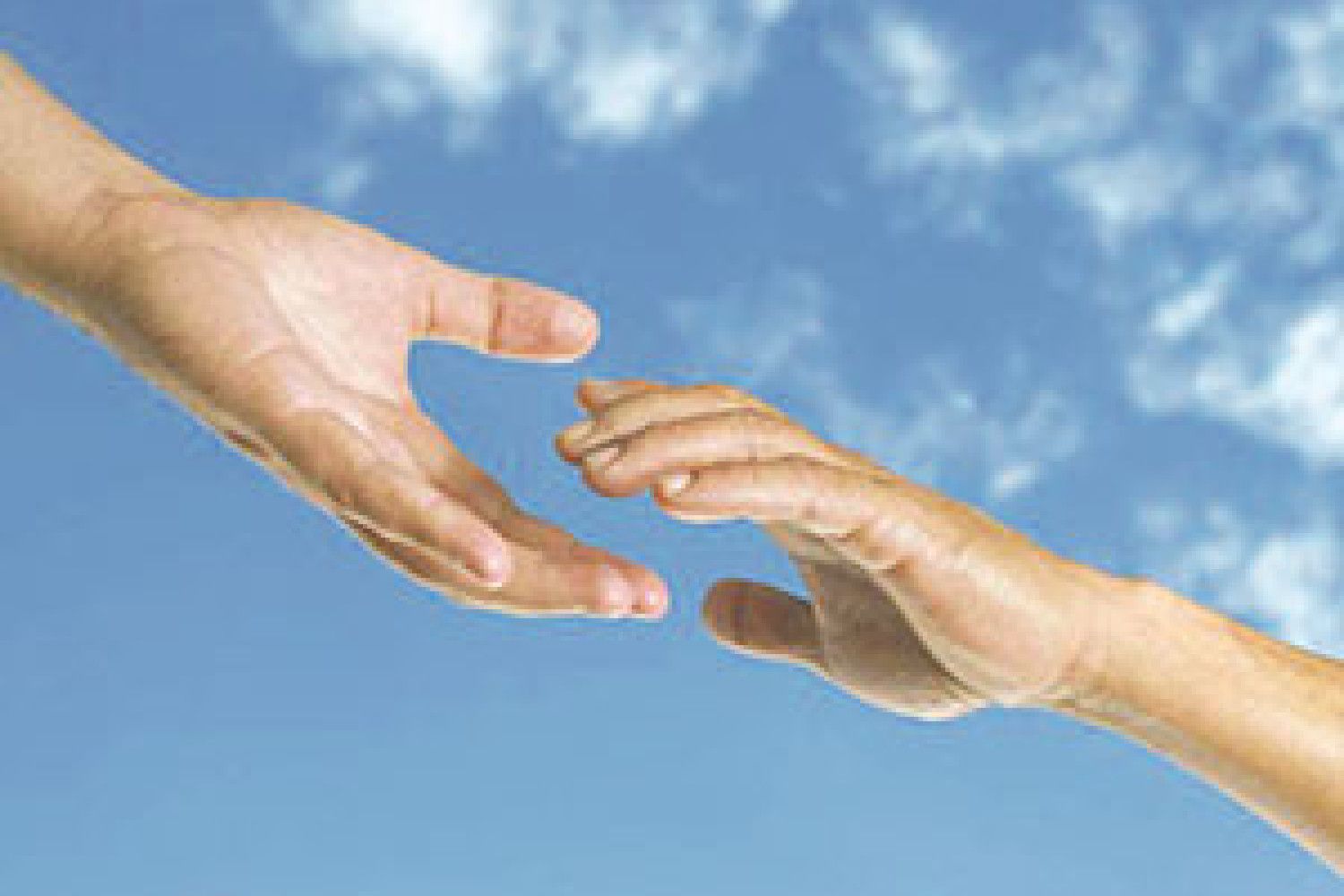 Наука помогать другим. Рука помощи. Протянутая рука помощи. Рукой подать. Человек протягивает руку.