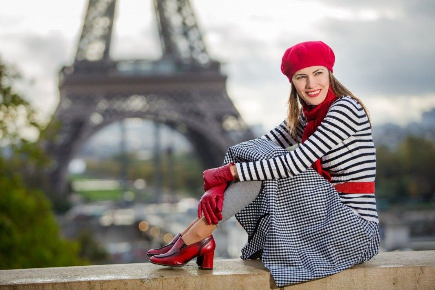 Простые французы. Парижский Шик стиль. Парижский стиль в одежде. Образ француженки. Французский стиль в одежде.