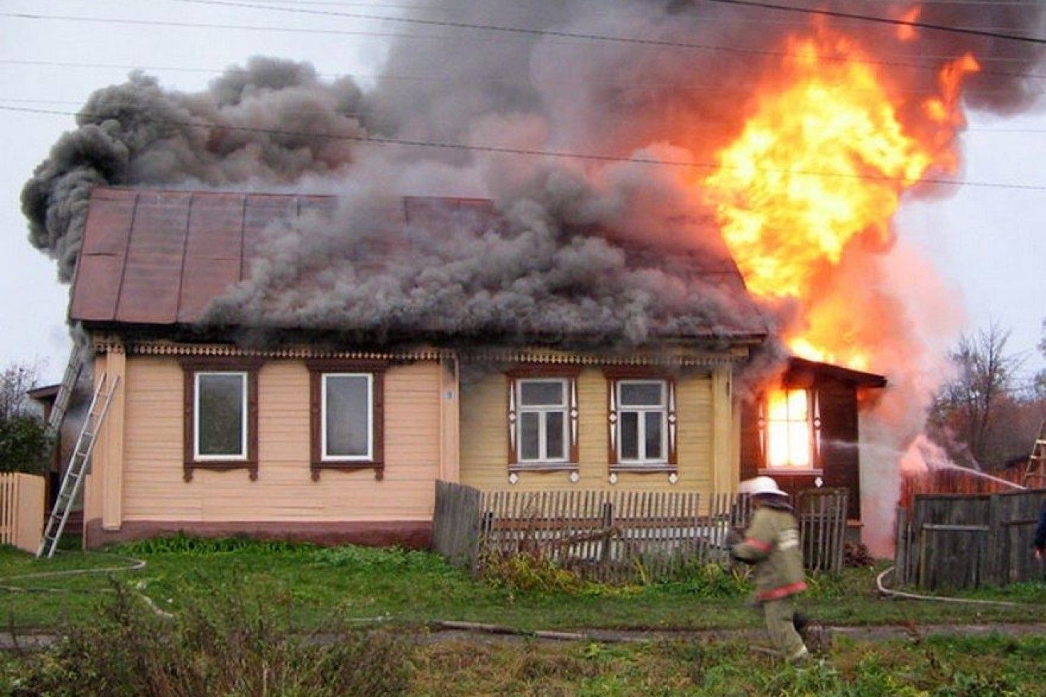 пожар в дачном доме