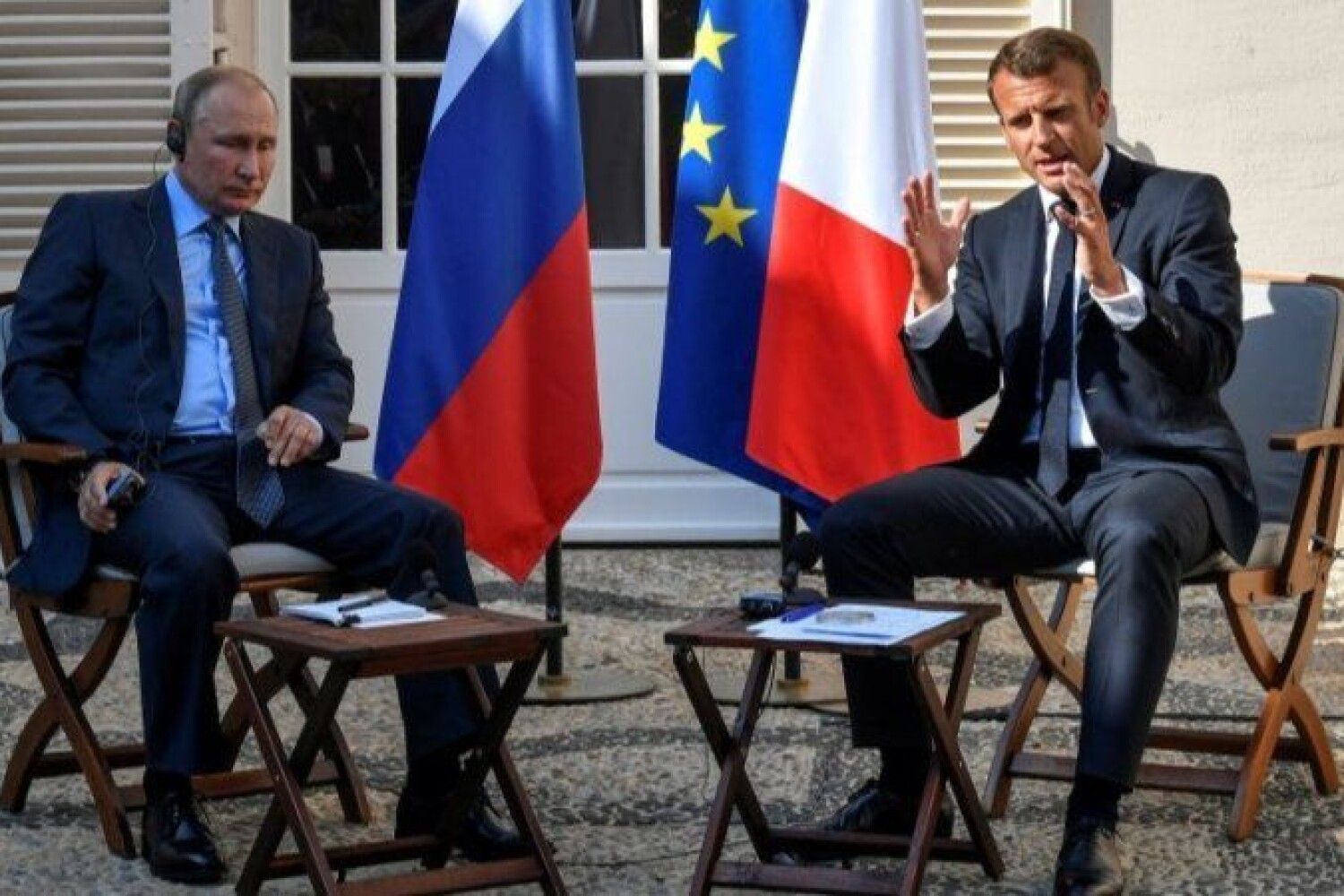 Российская франция. Emmanuel Macron Vladimir Putin. Эммануэль Макрон и Владимир Путин. Встреча Путина и Макрона в России. Встреча Путина с президентом Франции Макрону.