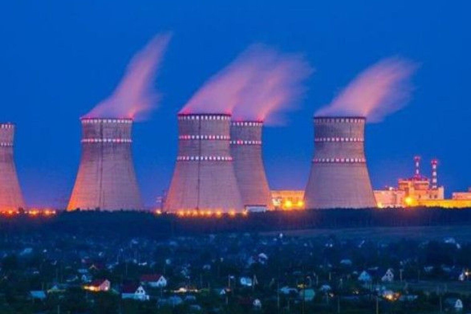 Самая большая атомная станция. АЭС атомная станция в Москве. Атомная станция в Узбекистане. Атомная станция в Армении. Энергетика атомные станции.