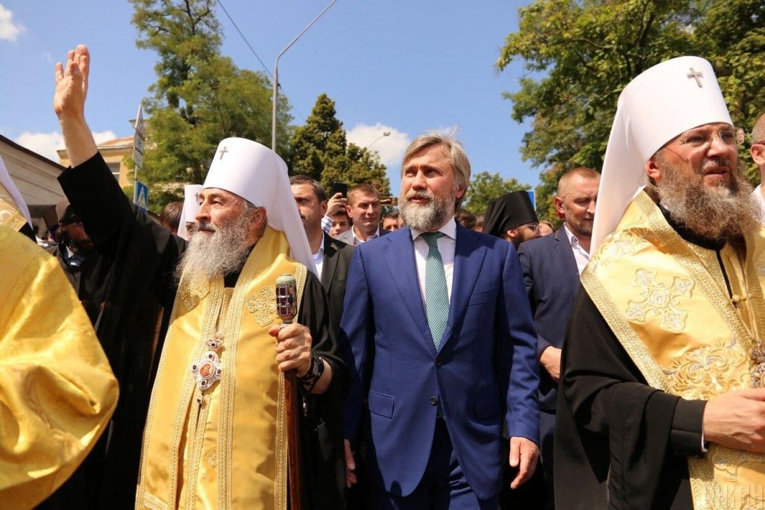 Блаженнейший Онуфрий и Вадим Новинский. Русская православная Церковь и украинская православная Церковь. Митрополит Онуфрий последние новости забрала скорая помощь