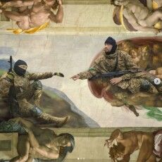 Французька художниця перетворює відомі полотна на колажі про війну в Україні