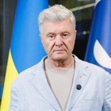 Ми входимо у найважчу осінь: Порошенко озвучив план виживання
