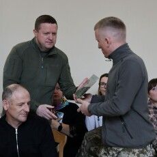 На Волині ветеранам війни та родинам полеглих захисників вручили сертифікати на житло