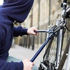 Волинянин із під'їзду багатоповерхівок поцупив велосипеди