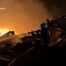 росія атакувала Київ балістичними ракетами: в місті масштабні пожежі, є жертви