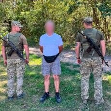 На Волині біля кордону зупинили 58-річного мандрівника 