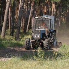 У лісі на Волині трактор підірвався на міні