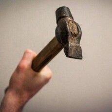 Брехав сусідам, що поїхала: лучанин розповів, чому вбив матір молотком (Відео)