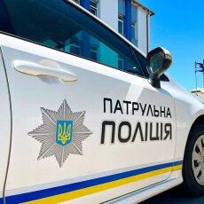 Волинській патрульні застосували зброю, щоб зупинити водія-втікача (Відео)