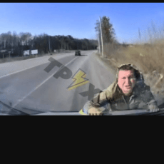 На Волині водій під час втечі провіз на капоті військовослужбовця ТЦК (Відео)