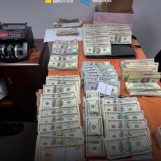 Детективи НАБУ обшукали митний пост «Луцьк» 