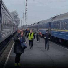 Обстріл Волині: поїзд, яким їхав Борис Джонсон, евакуювали