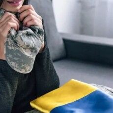 «Не телефонуйте мені з плітками: поки не побачу тіло, я в це вірити не збираюся…»