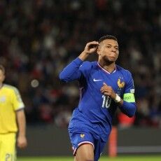 Збірної України вистачило лише на перший тайм, а далі «бобік здох» – розгром 0:4 