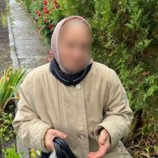 Волинянка повернулася додому завдяки поліцейським та небайдужій пенсіонерці