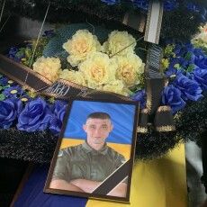 На Волині громада назавжди попрощалася з загиблим на війні Героєм-сиротою (Фото)