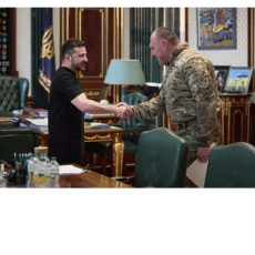 Чому Президент України розцілував голову СБУ