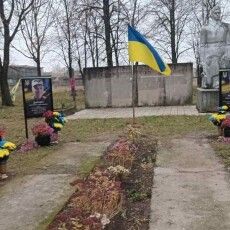 В Любешівській громаді будуть алеї із портретами загиблих Героїв