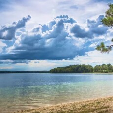 Для відпочинку на Шацьких озерах Волині чоловікам потрібно мати військово-обліковий документ