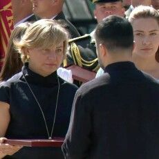 Ціною власного життя врятував вісьмох побратимів: родині Героя з Волині вручили «Золоту Зірку»
