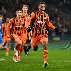 У важкому матчі на очах в Ахметова бразильці «Шахтаря» розгромили голландців