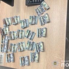 У колишньому райцентрі на Волині жінка викрала в жінки 100 000 гривень