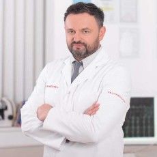 Відомий лікар родом з Волині – в ТОП-10 пластичних хірургів України-2026