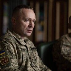Новий Головком: той, хто чавить росіян на «летючому БМП» (Відео)