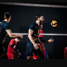 Волейбол: українські козаки – сильніші за японських самураїв!