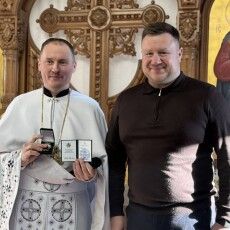 У Нововолинську отець Віталій служить у храмі, який за власні кошти звела його родина